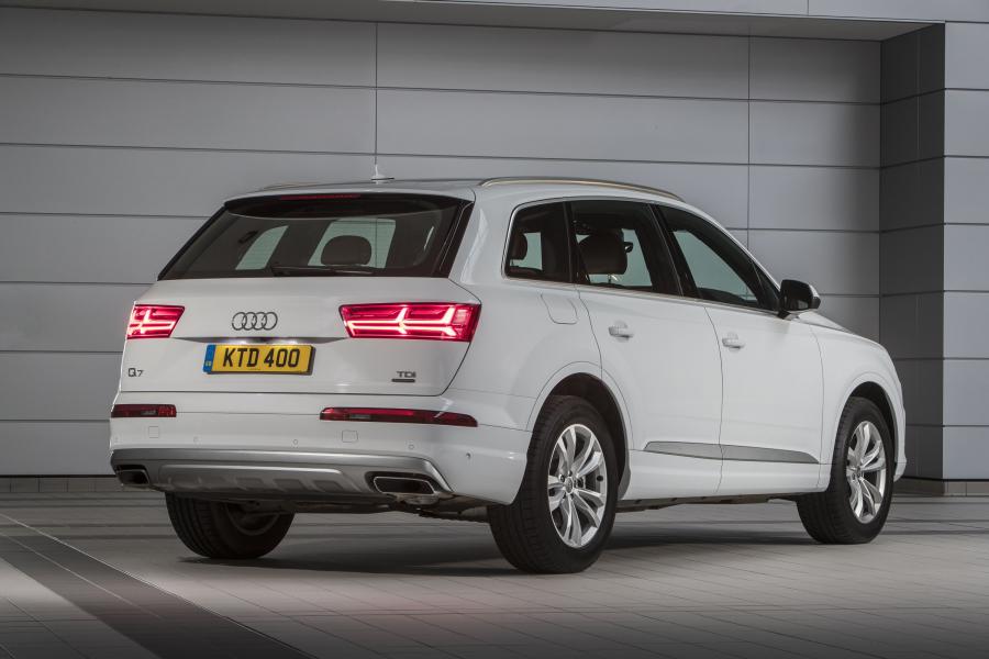  Audi Q7 TDI Quattro (4M) 2015 года  (UK) (фото 2 из 3)